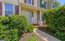 27 WARREN Comn, COCKEYSVILLE, MD 21030