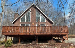 12 Mountain Glen Drive, Clifton Township, PA 18424