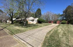 848 Chestnut Street, Thayer, MO 65791