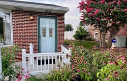 1627 E CARACAS AVENUE, HERSHEY, PA 17033