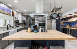 2150 Old School Road, Mound, MN 55364