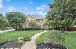 305 Canyon Lake Drive, Southlake, TX 76092