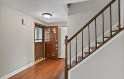 545 Ridgefield Drive, Roselle, IL 60172