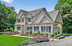 11 Arrowhead Court, Balmville, NY 12550