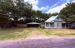 402 W Marshall Street, Van Alstyne, TX 75495