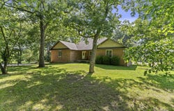 414 E Hughes Road, Willard, MO 65781