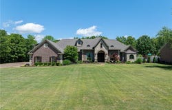 3110 Ashebury Point, Greenwood, AR 72936