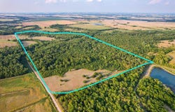 000 County Road 3550, Honey Grove, TX 75446