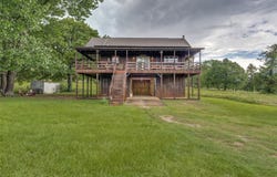 757 Private Road 192, Denison, TX 75021