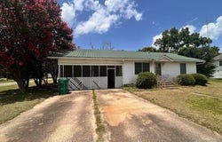 412 Rose Ave, Gillett, AR 72055