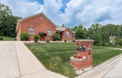 311 Wooded Valley Drive, New Albany, IN 47150