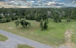 4758 Highway 90, Marianna, FL 32446