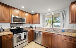 1661 PEE RD, Koloa, HI 96756