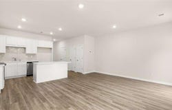 212 Kenmore Circle, Perry, GA 31069