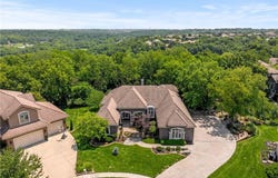 8709 Pine Street, Lenexa, KS 66220