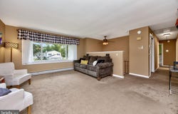 971 OAKDALE Drive, POTTSTOWN, PA 19464