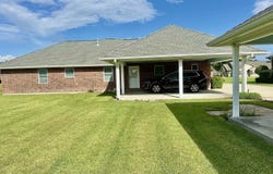 200 Jeff Dr, Bourg, LA 70343