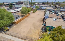 6825 N 59TH Drive, Glendale, AZ 85301