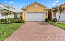 2025 Bridgepointe Circle, Vero Beach, FL 32967