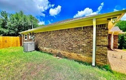 304 Neely Road, Hewitt, TX 76643