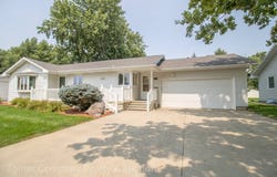 2031 12th St, Rock Valley, IA 51247
