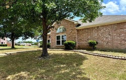 2616 Leicester Drive, Carrollton, TX 75006