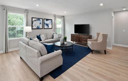 7 COURTYARD TER, NEW MARKET, VA 22844