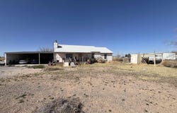 38 E Jackson Road, Artesia, NM 88210