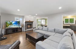 3206 Warner Lane, Mound, MN 55364