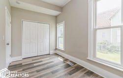502 S Market Street, Oskaloosa, IA 52577