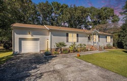 4441 Manitook Dr., Little River, SC 29566