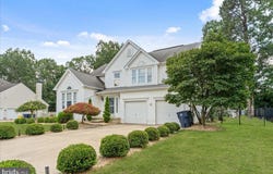 1714 BIDEN LANE, WILLIAMSTOWN, NJ 08094