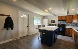 351 Sibley St, Fond Du Lac, WI 54935