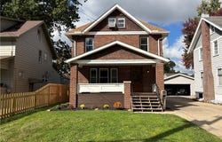 1716 7th Street, Cuyahoga Falls, OH 44221