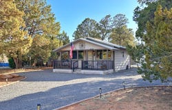 2872 Mustang Trail, Overgaard, AZ 85933