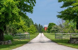 7448 Hillside Rd, Egg Harbor, WI 54209