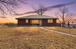 18325 Baxter Road, Lawson, MO 64062
