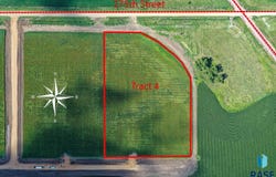 TRACT 4 DAKOTA FARMS Ave, Harrisburg, SD 57032