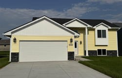 2206 Anchorage Drive, North Mankato, MN 56003