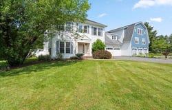 64 Homestead Lane, Waterbury, VT 05677