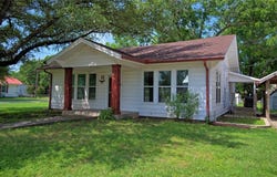 401 Young Street, Nocona, TX 76255