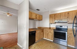 11307 Royal Palm Blvd, Coral Springs, FL 33065