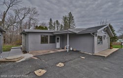 113 Ward Avenue, Mount Pocono, PA 18344