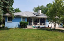 32538 Woodbrook Drive, Wayne, MI 48184