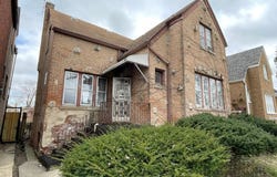 9933 S Morgan Street, Chicago, IL 60643