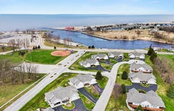 210 S Lighthouse Way, Manistee, MI 49660