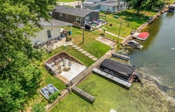 11 Ems B6a Lane, Leesburg, IN 46538-8968