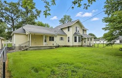 205,213 N High School Street, Columbus, KS 66725