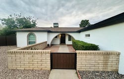 2717 W LAGUNA AZUL Circle, Mesa, AZ 85202