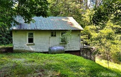 564 Upper Thomas Branch Road, Marshall, NC 28753